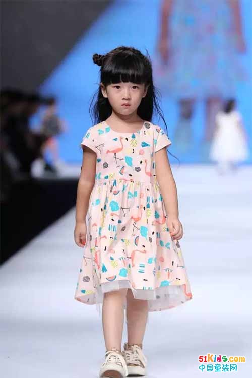 Mongdodo梦多多上海时装周首亮相，诠释儿童整体造型新理念