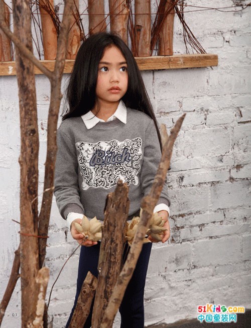 今秋刮起休闲风，看夏卡豆丁童装如何搭出新时尚！