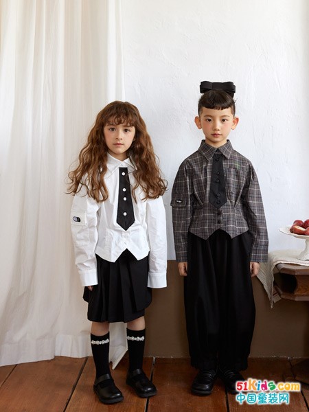 童装换新，潮流韩版拉酷儿童装是首选