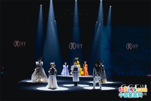 轻社交时装高端定制，《黄HY·不止于秀》亮相2022中国国际儿童时尚周