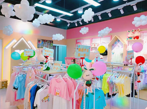 芭乐兔童装门店创意活动新思路：打破传统，吸引眼球，留住消费者