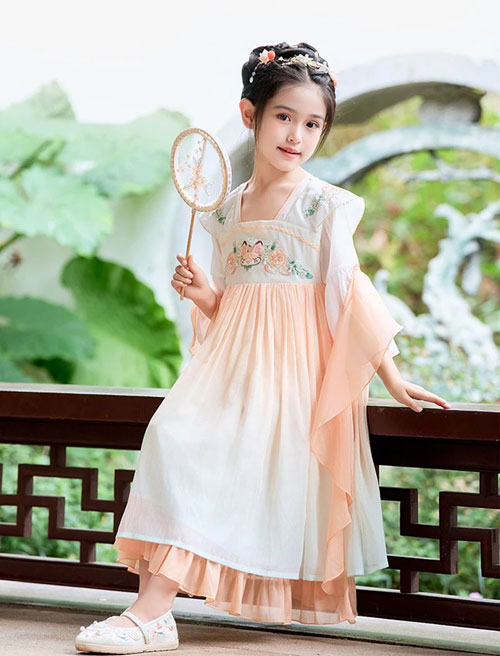 皇室童缘2024年公主系列汉服裙 展现古典与优雅的美好